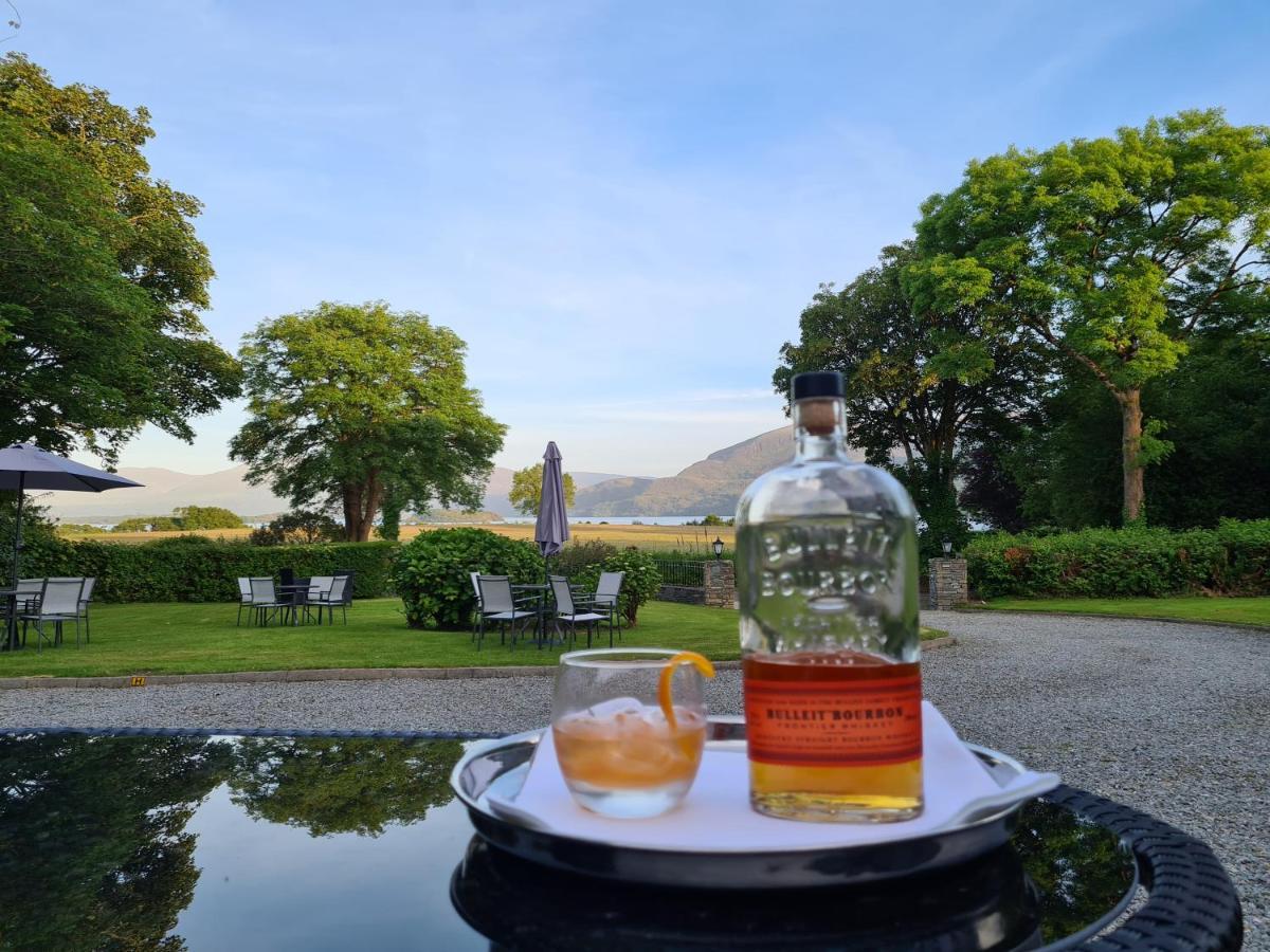 Loch Lein Country House คิลลาร์นีย์ ภายนอก รูปภาพ