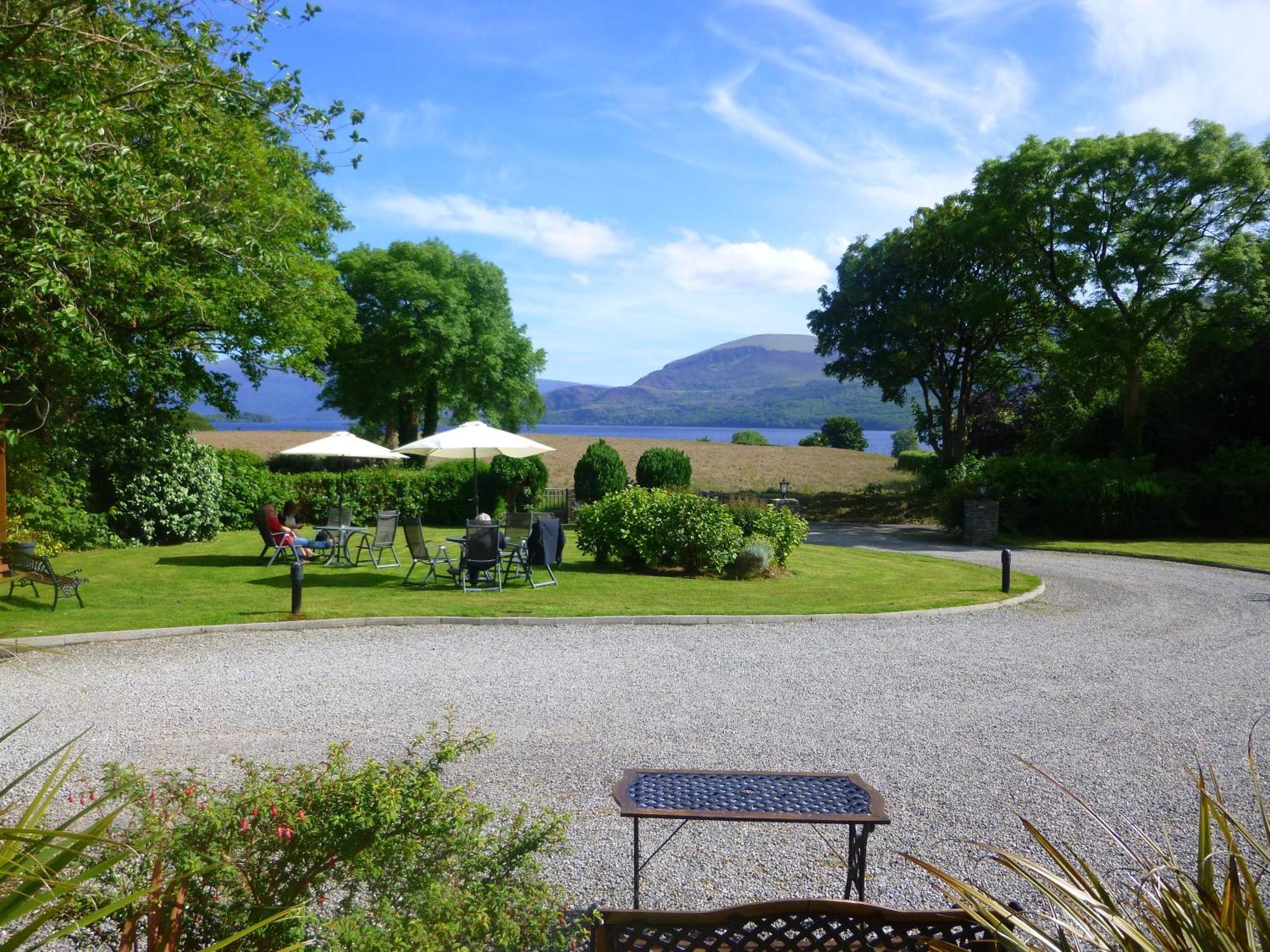 Loch Lein Country House คิลลาร์นีย์ ภายนอก รูปภาพ