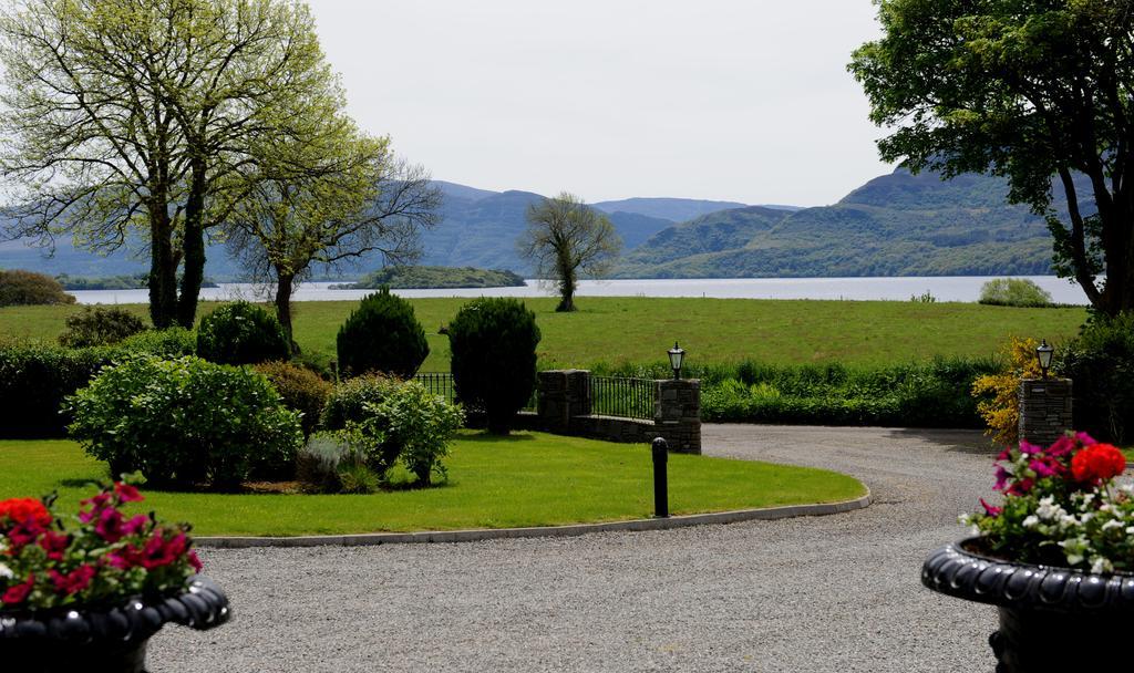 Loch Lein Country House คิลลาร์นีย์ ภายนอก รูปภาพ